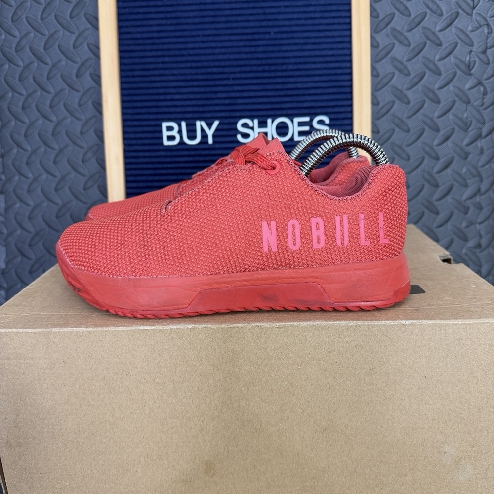 NOBULL SuperFabric Trainer Women's Size 7 / Men Size 5.5 Triple Red GUC!